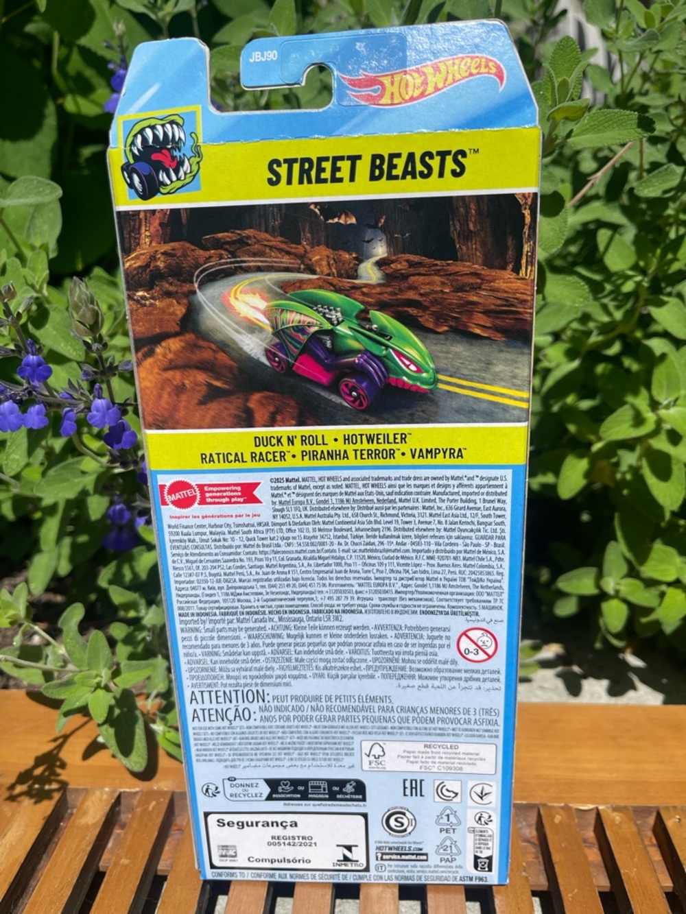 2025 Hot Wheels Street Beasts 5 Pack Toy Cars, Rare Blue Duck N’ Roll - Picture 2 of 4